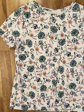 💙 Croft & Barrow Woman’s Top, Size L